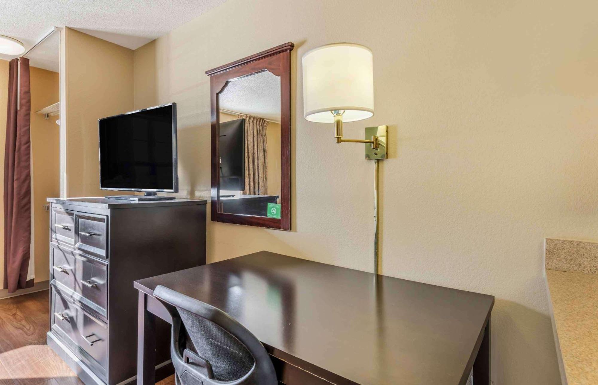 Extended Stay America Suites - Minneapolis - Maple Grove Exterior photo
