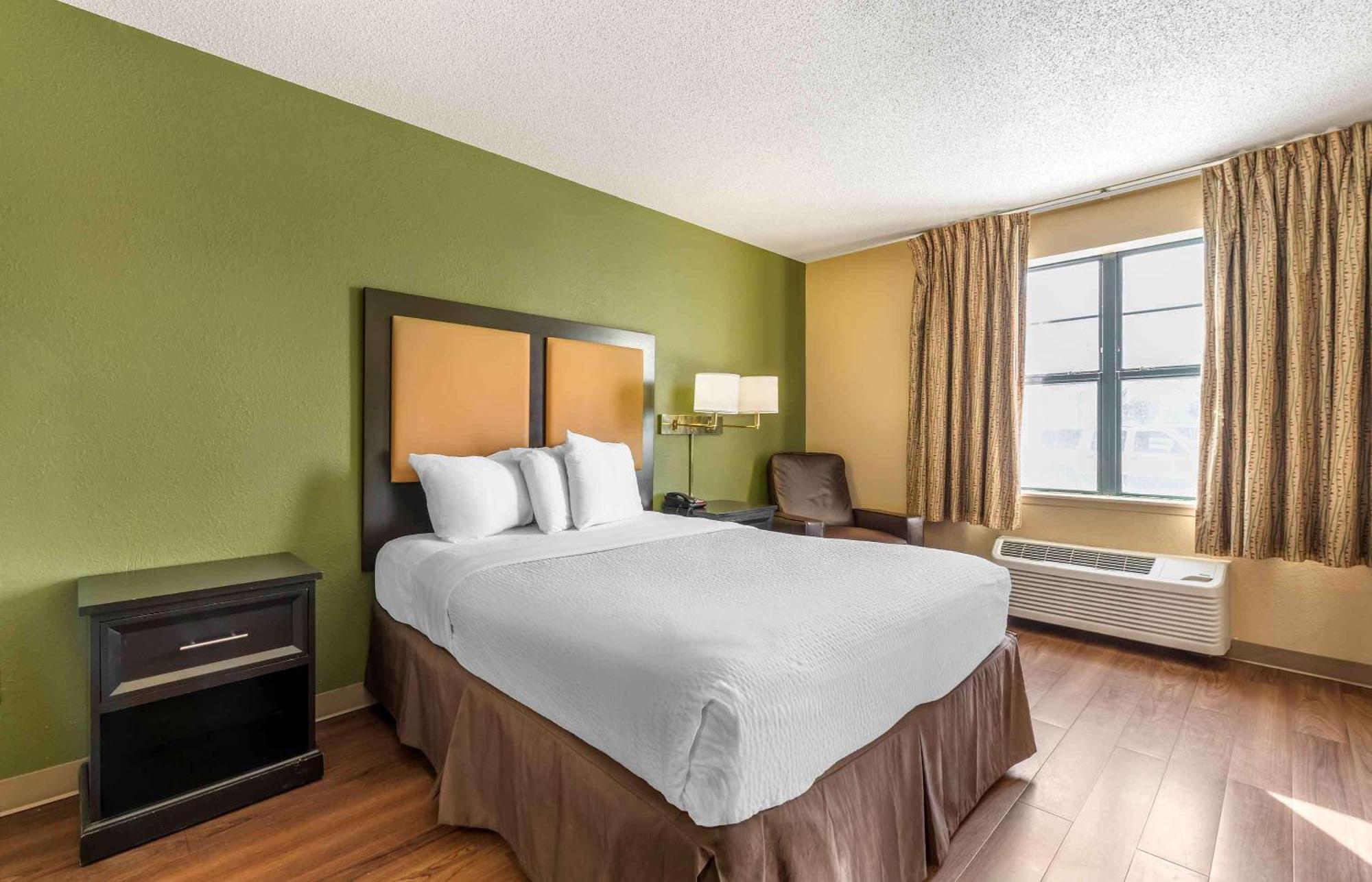 Extended Stay America Suites - Minneapolis - Maple Grove Exterior photo